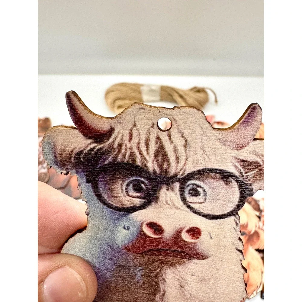 Highland Cow Wooden Ornaments Set Farmhouse Cattle Decor Jute Twine Garland 20pc